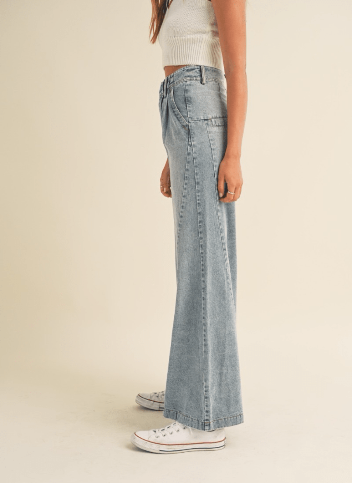 70s Retro Denim: Vintage-Inspired Jeans - Bella Boutique & Bellasbylola.com