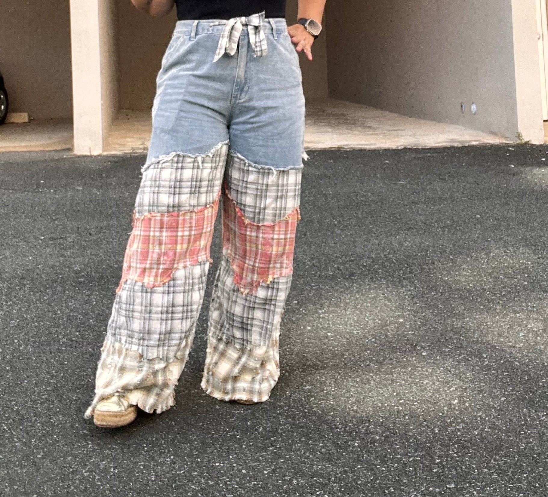 Boho Patchwork Wide Leg Denim Pants – Vintage-Inspired Statement Jeans - True to size