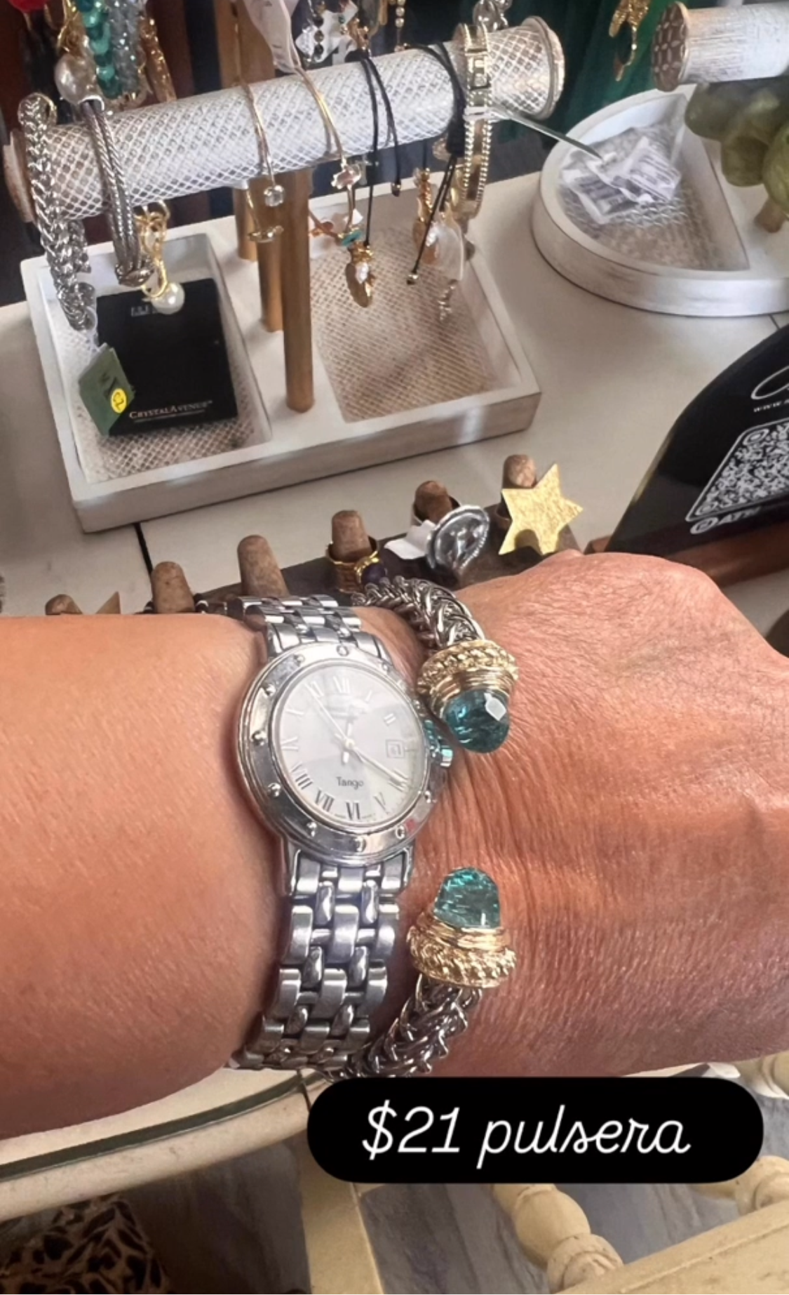 Stunning Blue Bracelet - Fashion Accesories