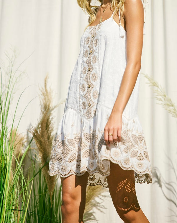 Embroidery Dress - Bella Boutique & Bellasbylola.com