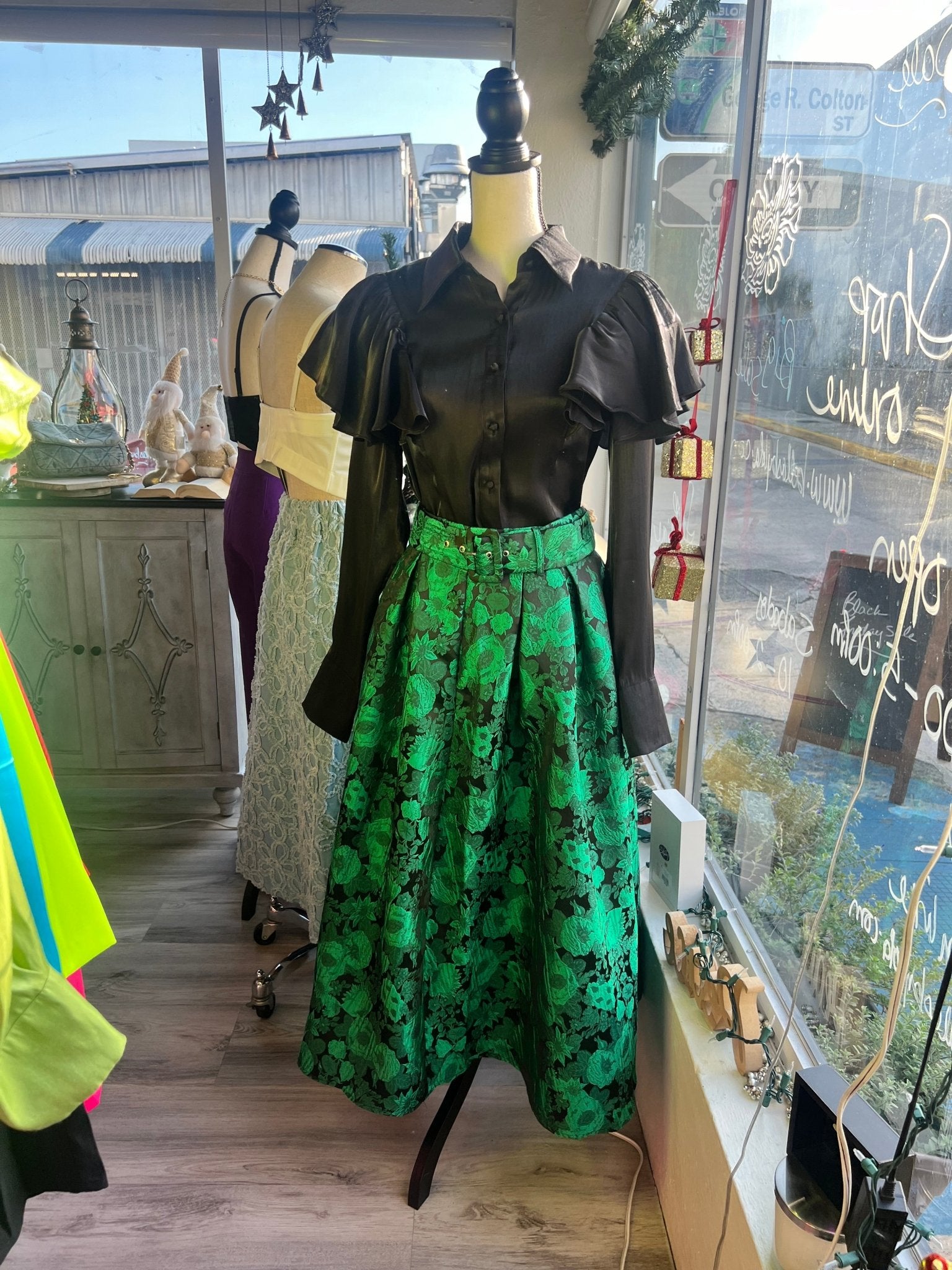 Jacquard Alexa Skirt - Elegant and Stylish - Bella Boutique & Bellasbylola.com