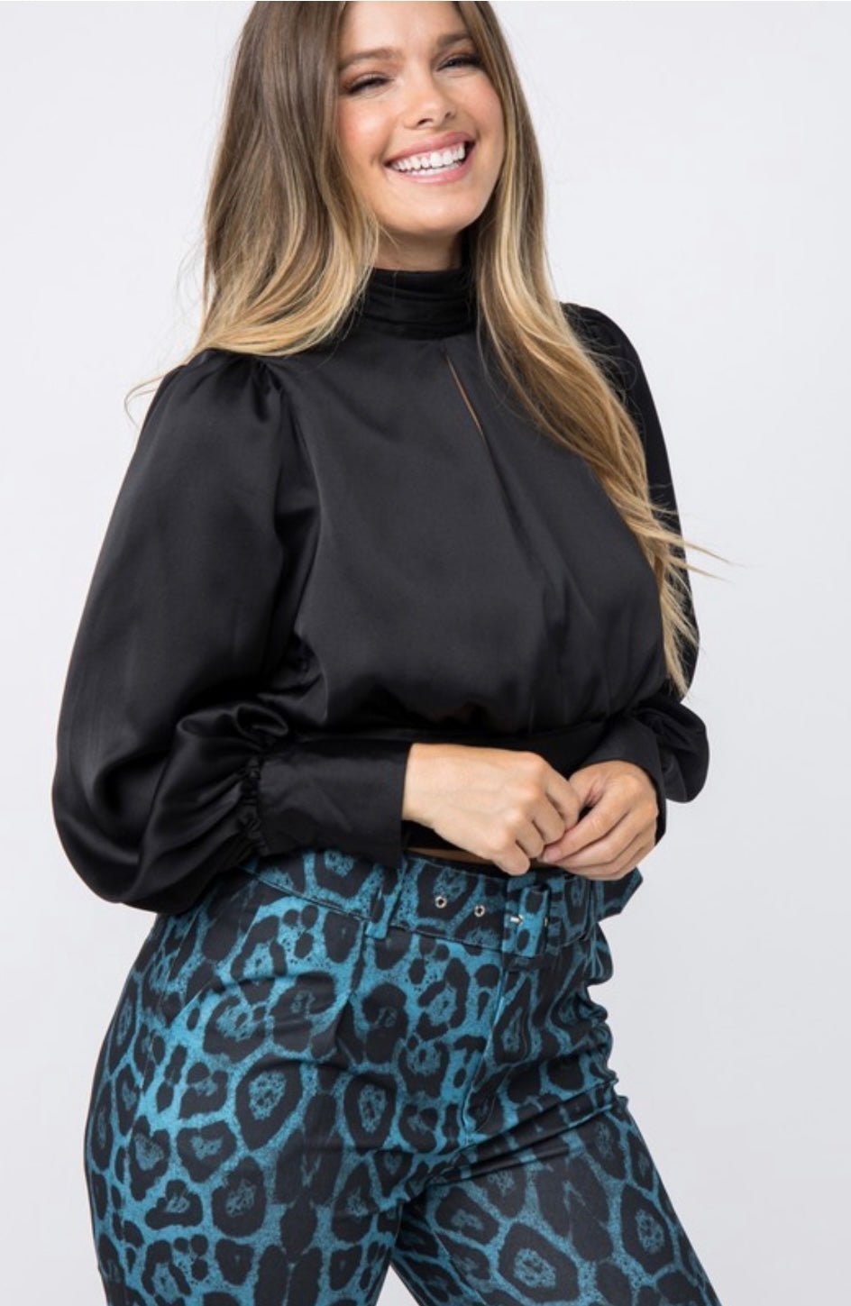 Annie Blouse - Bella Boutique & Bellasbylola.com