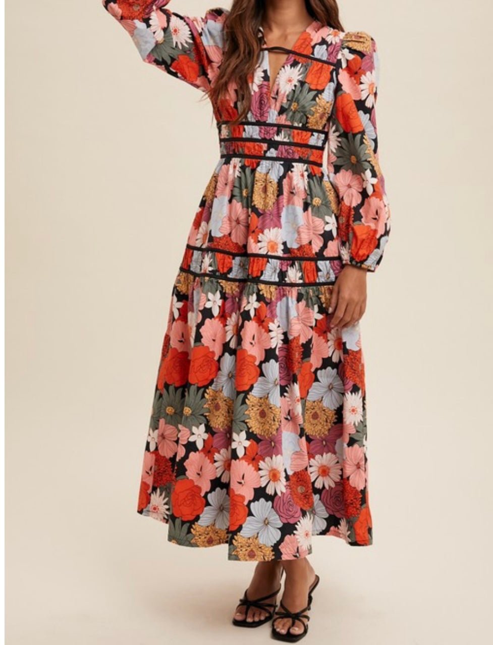 Stunning Black Flowers Maxi Dress π€π - Bella Boutique & Bellasbylola.com