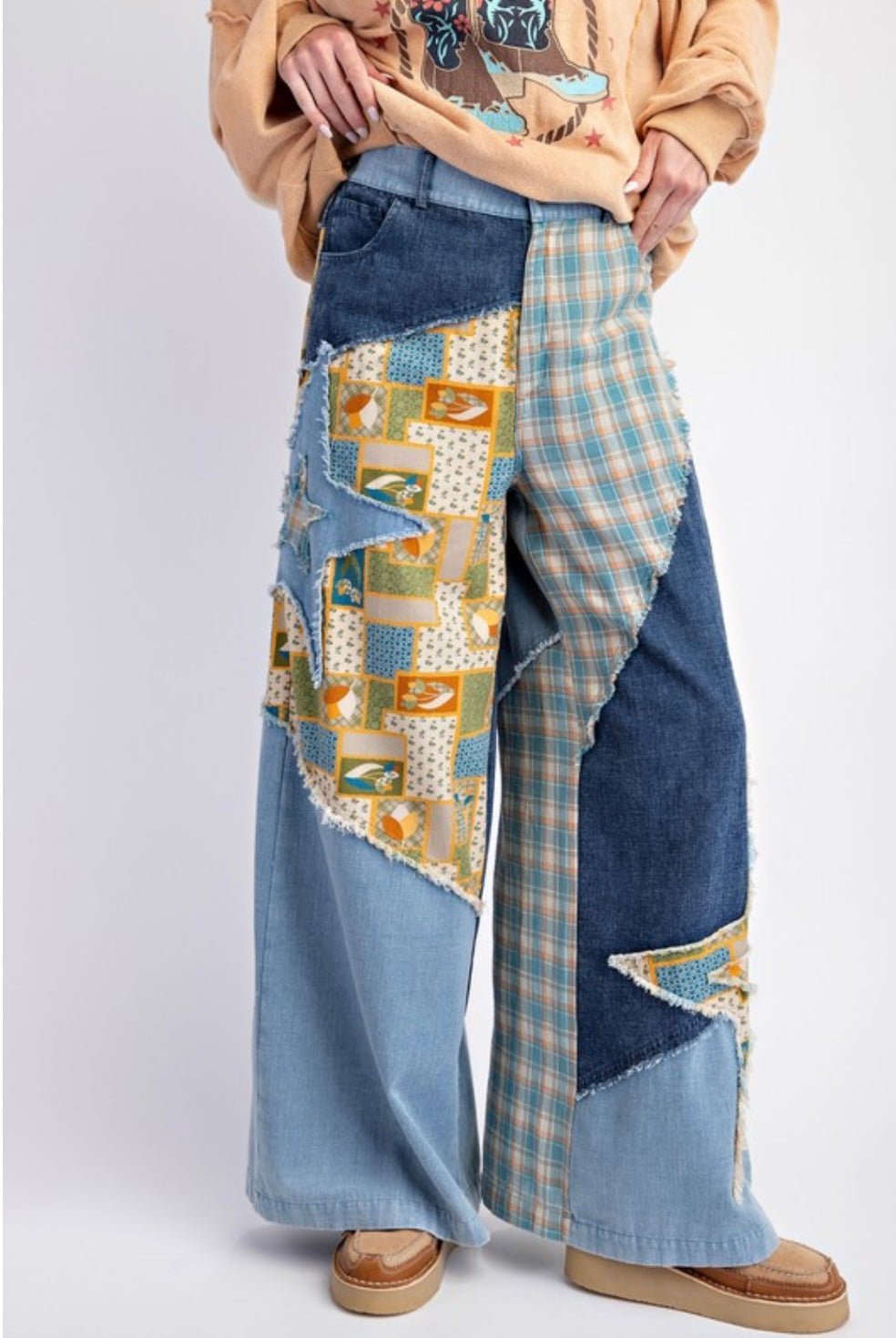 Blue Star Pants - New π In store & online - True to size - Bella Boutique & Bellasbylola.com