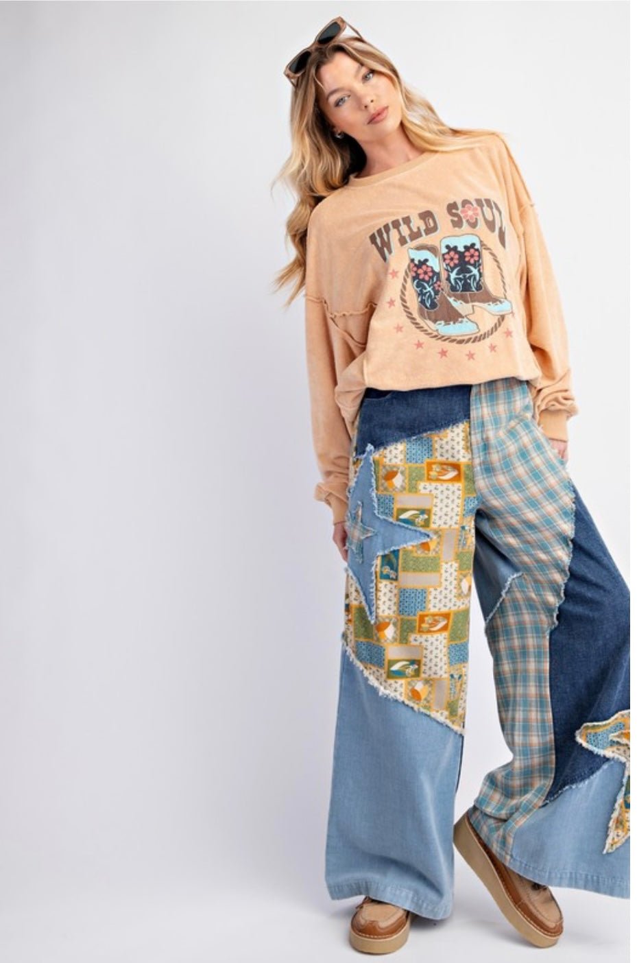 Blue Star Pants - New π In store & online - True to size - Bella Boutique & Bellasbylola.com