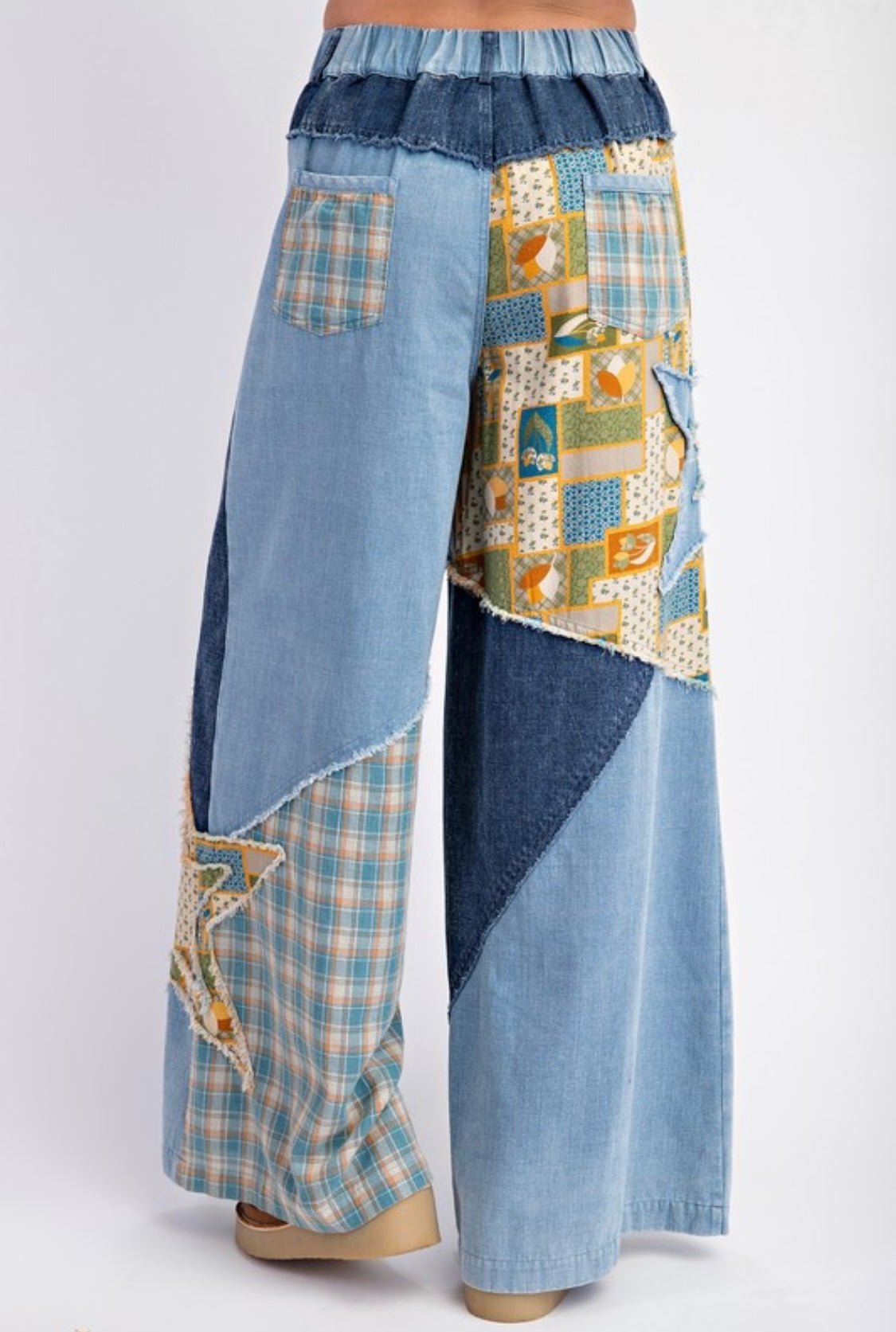 Blue Star Pants - New π In store & online - True to size - Bella Boutique & Bellasbylola.com
