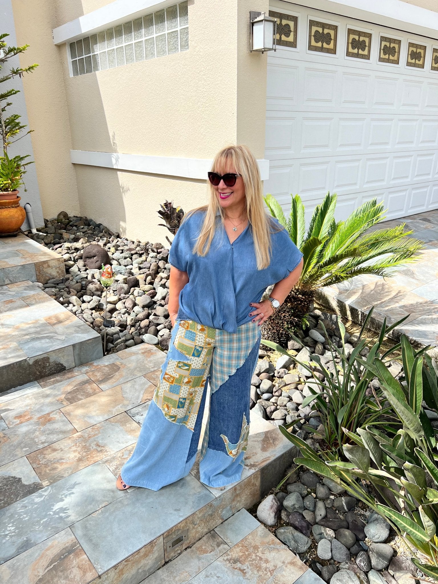 Blue Star Pants - New π In store & online - True to size - Bella Boutique & Bellasbylola.com