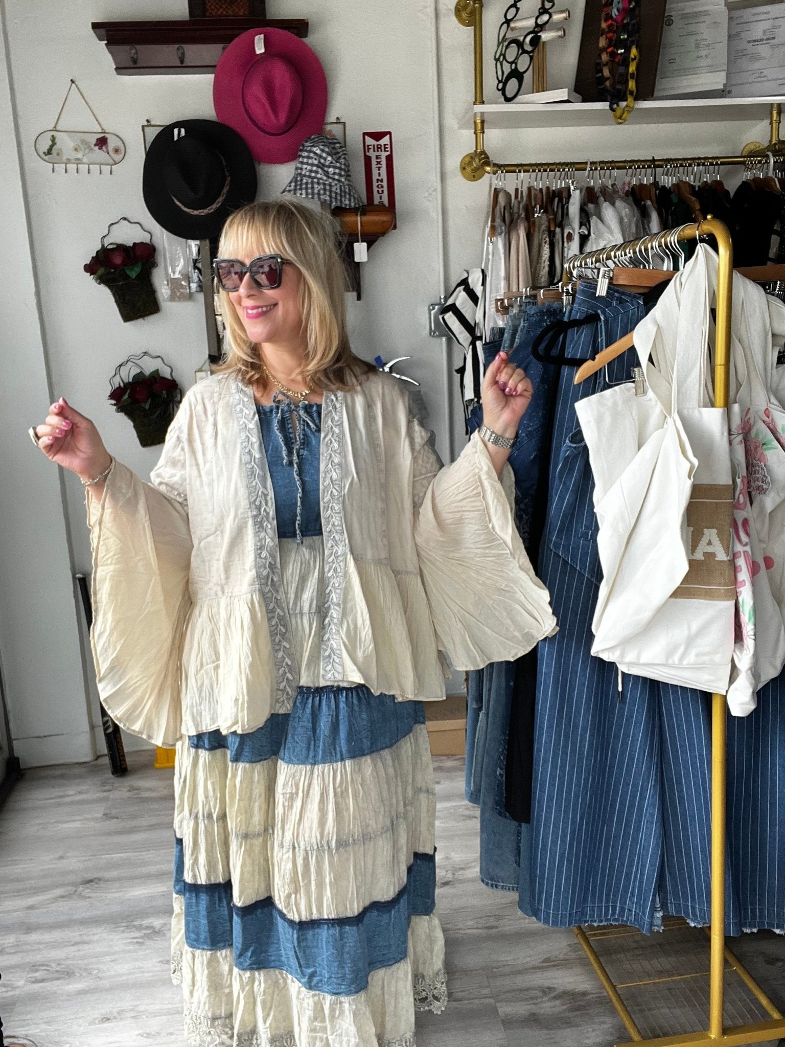 Bohemian Bolero Beige Shrug 💫 Small thru XL - Tax Incluido - Bella Boutique & Bellasbylola.com