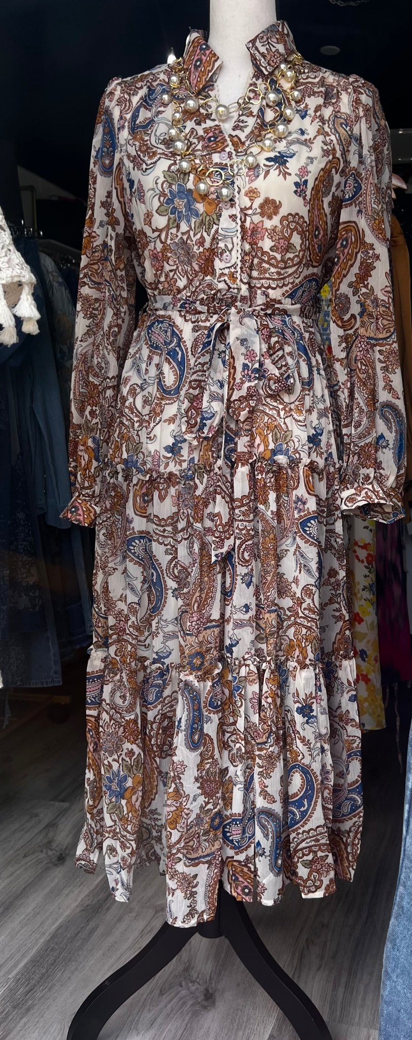 Boho Cream Paisley Midi Dress - NEW π« - Tax Incluido - Bella Boutique & Bellasbylola.com