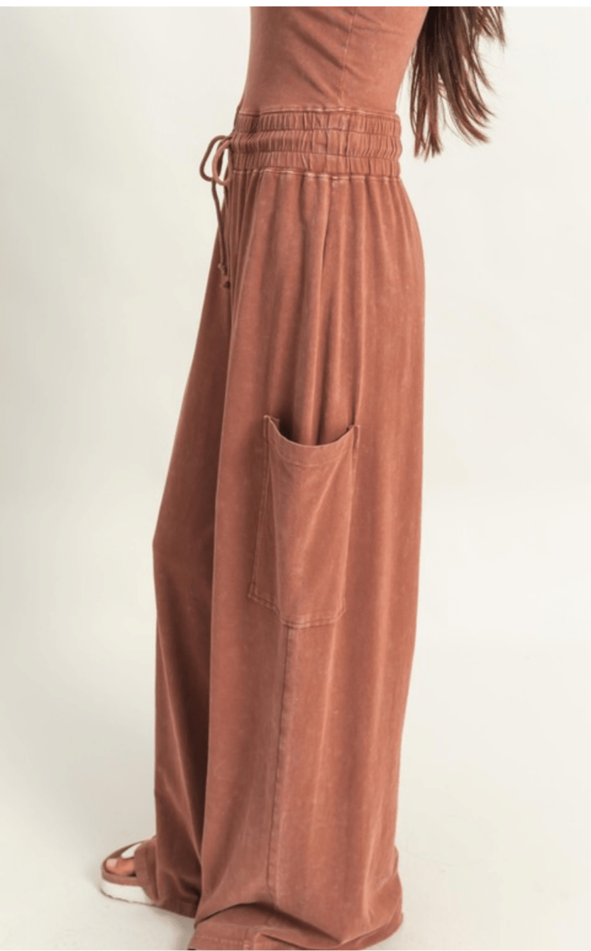 Breezy Tube Top Jumpsuit: Effortless Style for Sunny Days & Cool Nights - Bella Boutique & Bellasbylola.com