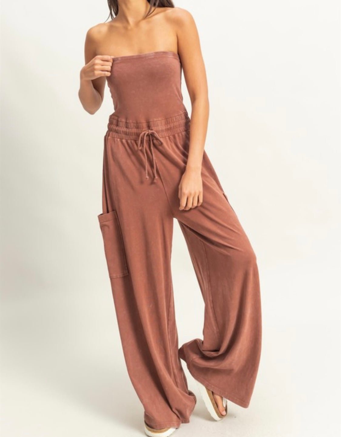 Breezy Tube Top Jumpsuit: Effortless Style for Sunny Days & Cool Nights - Bella Boutique & Bellasbylola.com