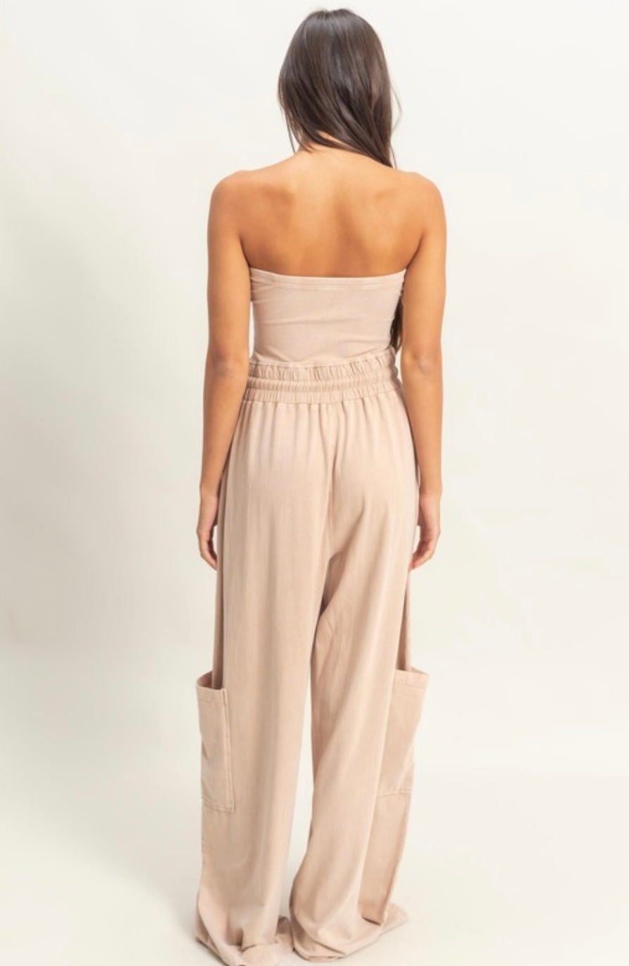 Breezy Tube Top Jumpsuit: Effortless Style for Sunny Days & Cool Nights - Bella Boutique & Bellasbylola.com