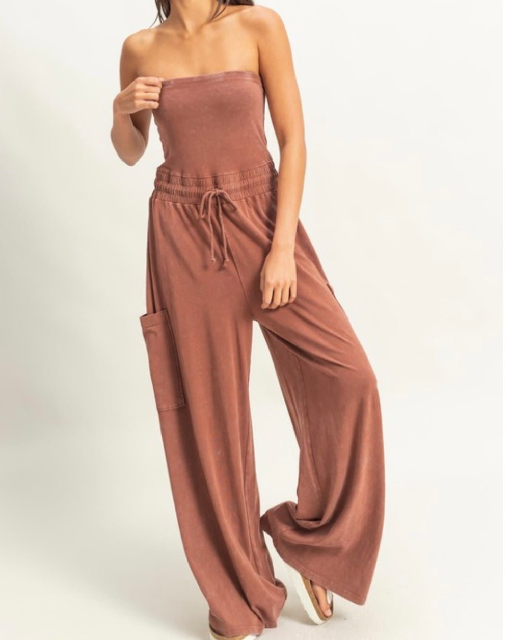 Breezy Tube Top Jumpsuit: Effortless Style for Sunny Days & Cool Nights - Bella Boutique & Bellasbylola.com