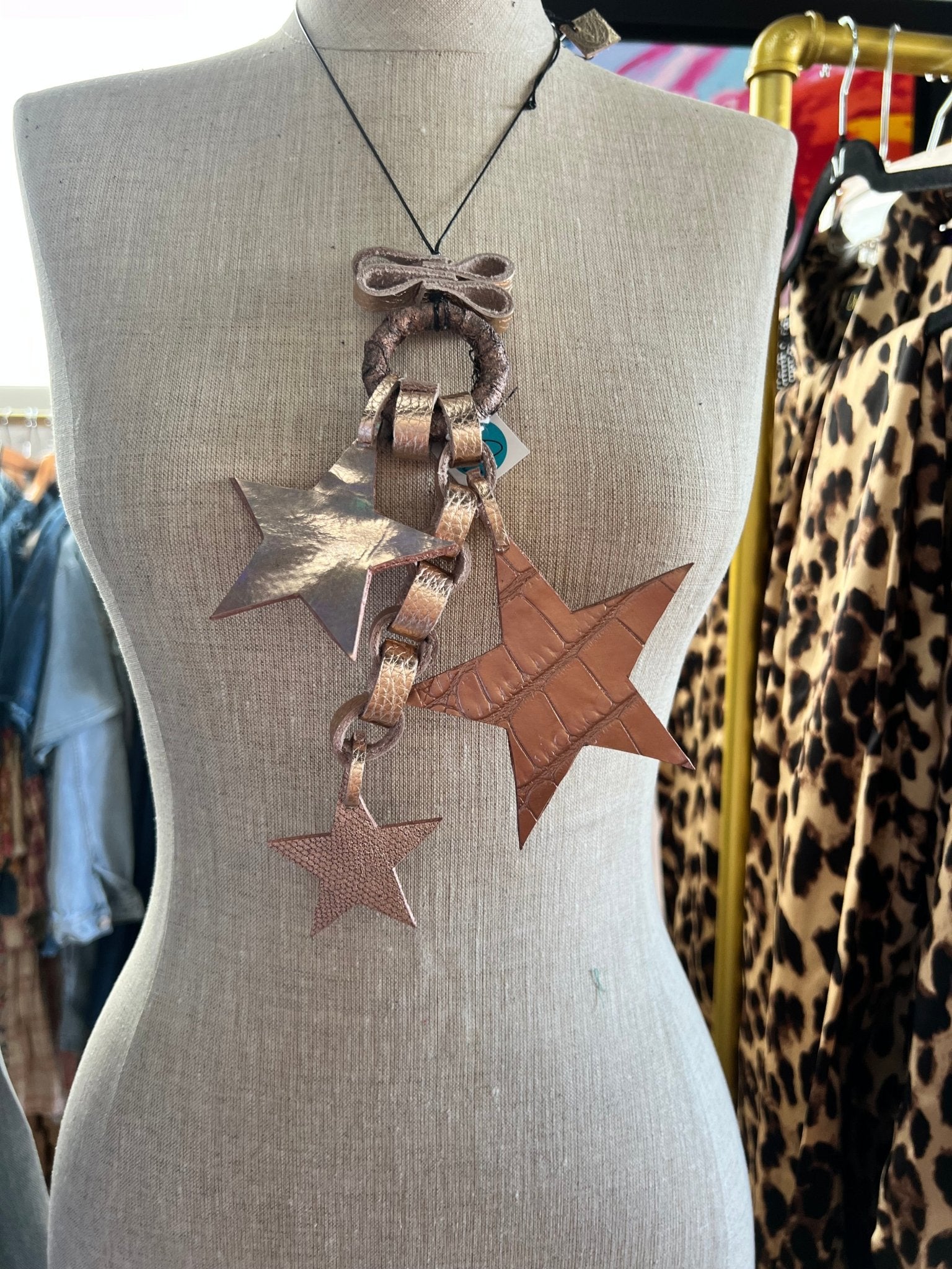 Collar Colgante con Estrella Artesana Arlene Díaz 🇵🇷 - Bella Boutique & Bellasbylola.com