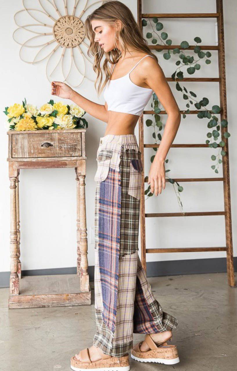 Colors Patch Pants (2 colors) - Premium Clothing π« - Bella Boutique & Bellasbylola.com