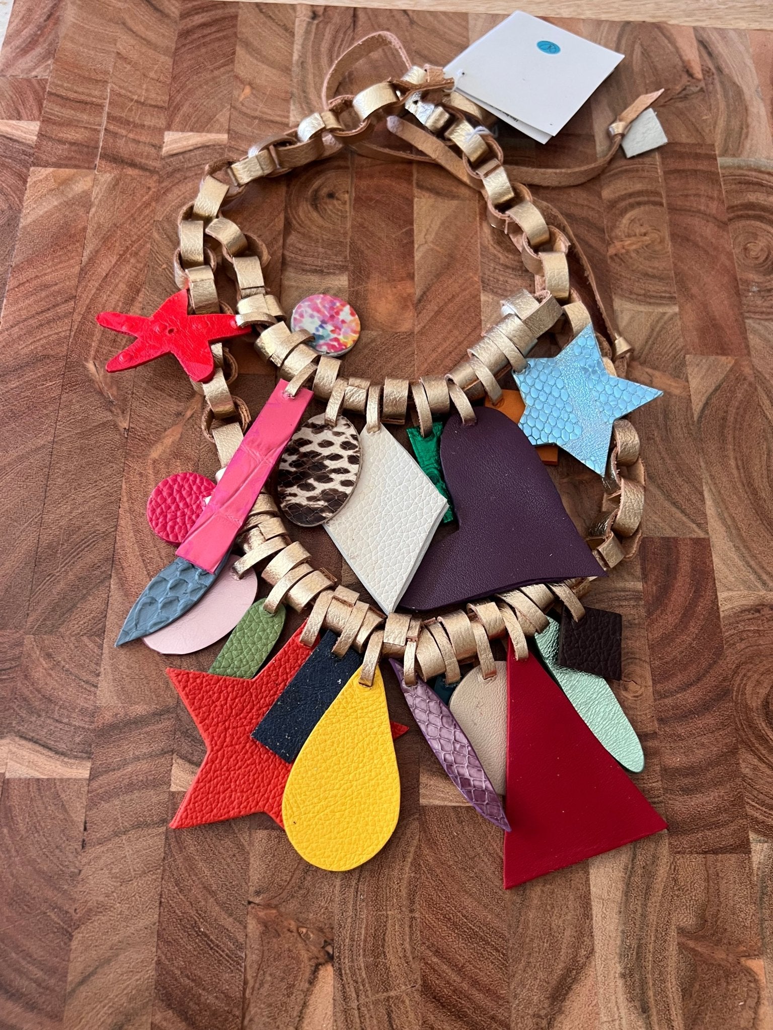 Colors Star Necklace by Arlene Diaz 🇵🇷 - Stylish and Elegant Jewelry Piece - Bella Boutique & Bellasbylola.com