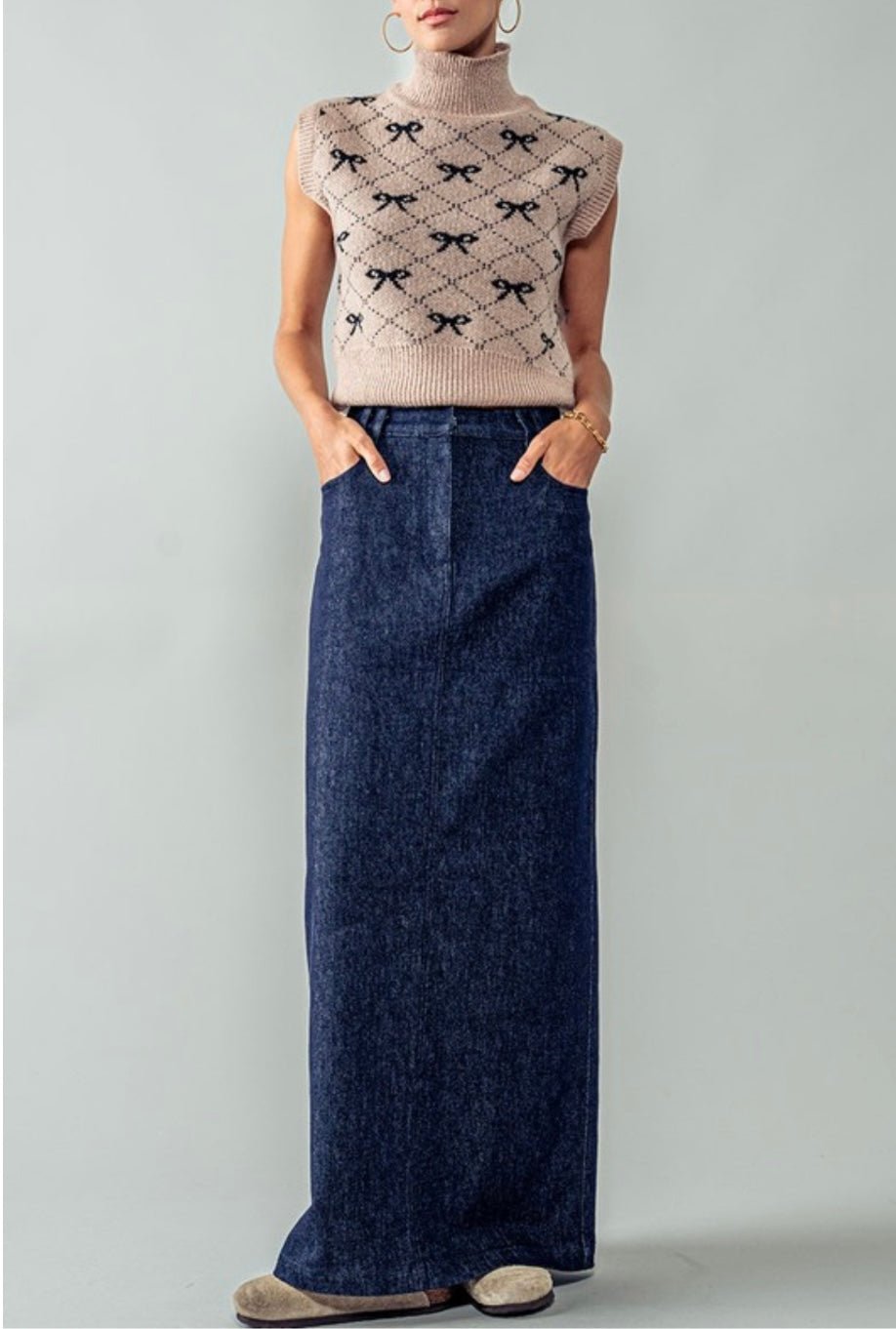 Denim Back Slit Maxi Skirt - New ๐ - Bella Boutique & Bellasbylola.com