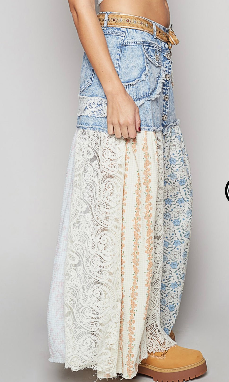 Denim Maxi Skirt - Premium Clothing - IVU incluido - En tienda & En línea - Bella Boutique & Bellasbylola.com