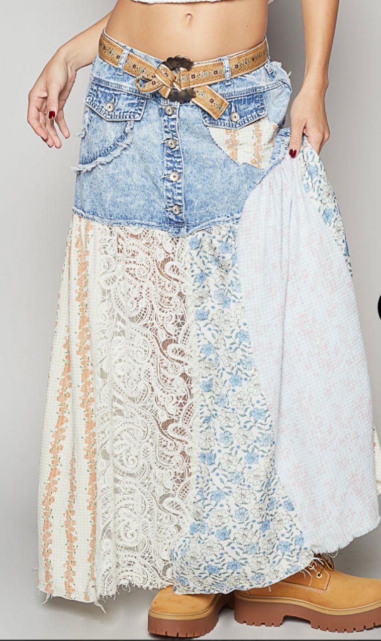 Denim Maxi Skirt - Premium Clothing - IVU incluido - En tienda & En lΓnea - Bella Boutique & Bellasbylola.com