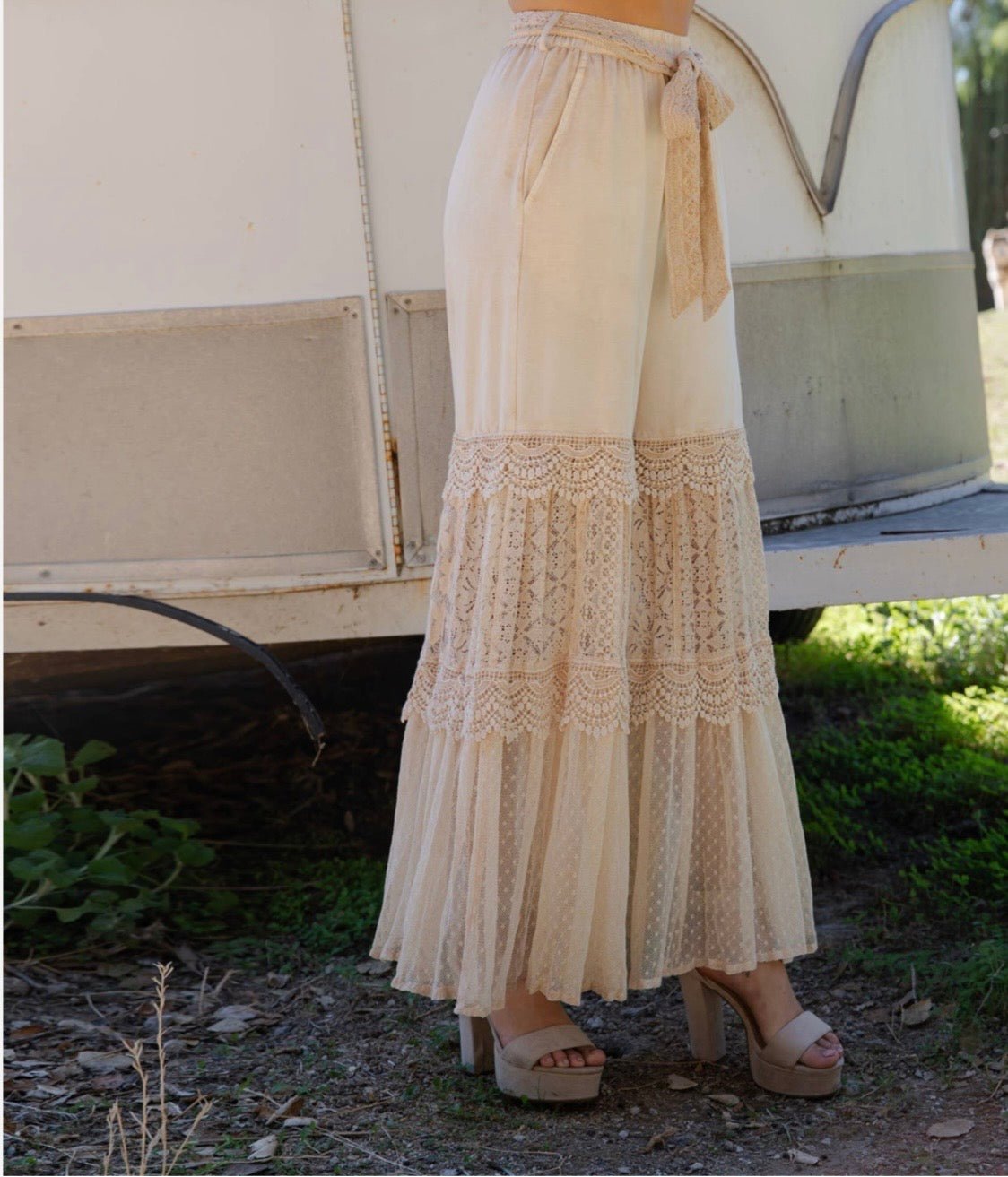 Desert Dream Lounge Western Pants Knit & Tiered Lace - Arriving 6/13/26 - BELLA BOUTIQUE & BELLASBYLOLA.COM šµš·