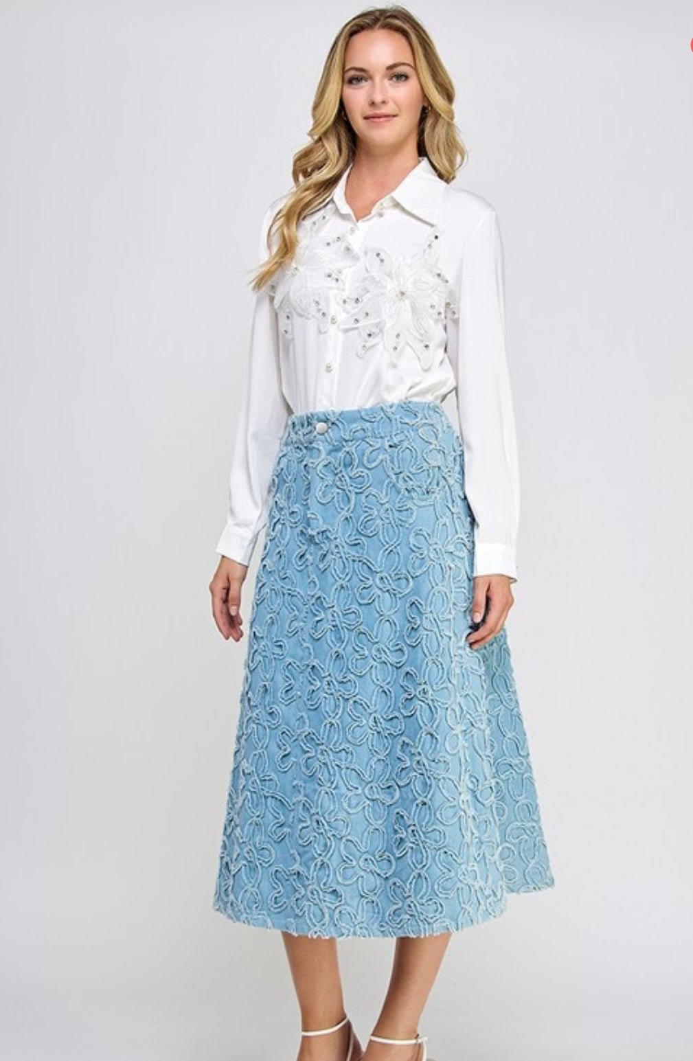 Floral Embroidery Denim Skirt - New π - Bella Boutique & Bellasbylola.com