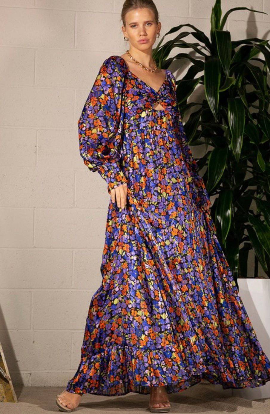 Blooming Goddess, Eye-catching Floral Pattern, Open Front Twist Silhouette - Bella Boutique & Bellasbylola.com