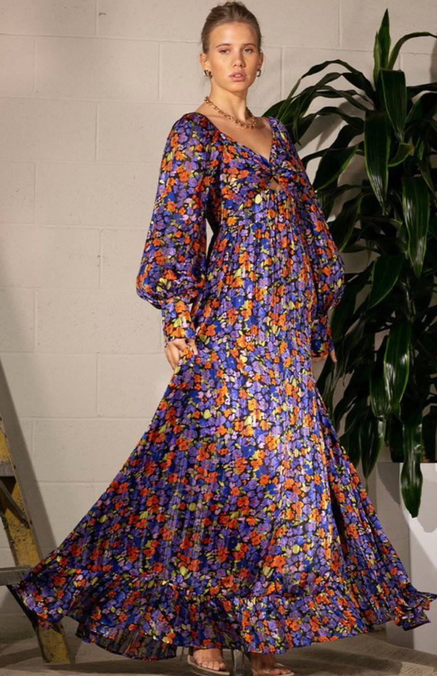 Blooming Goddess, Eye-catching Floral Pattern, Open Front Twist Silhouette - Bella Boutique & Bellasbylola.com