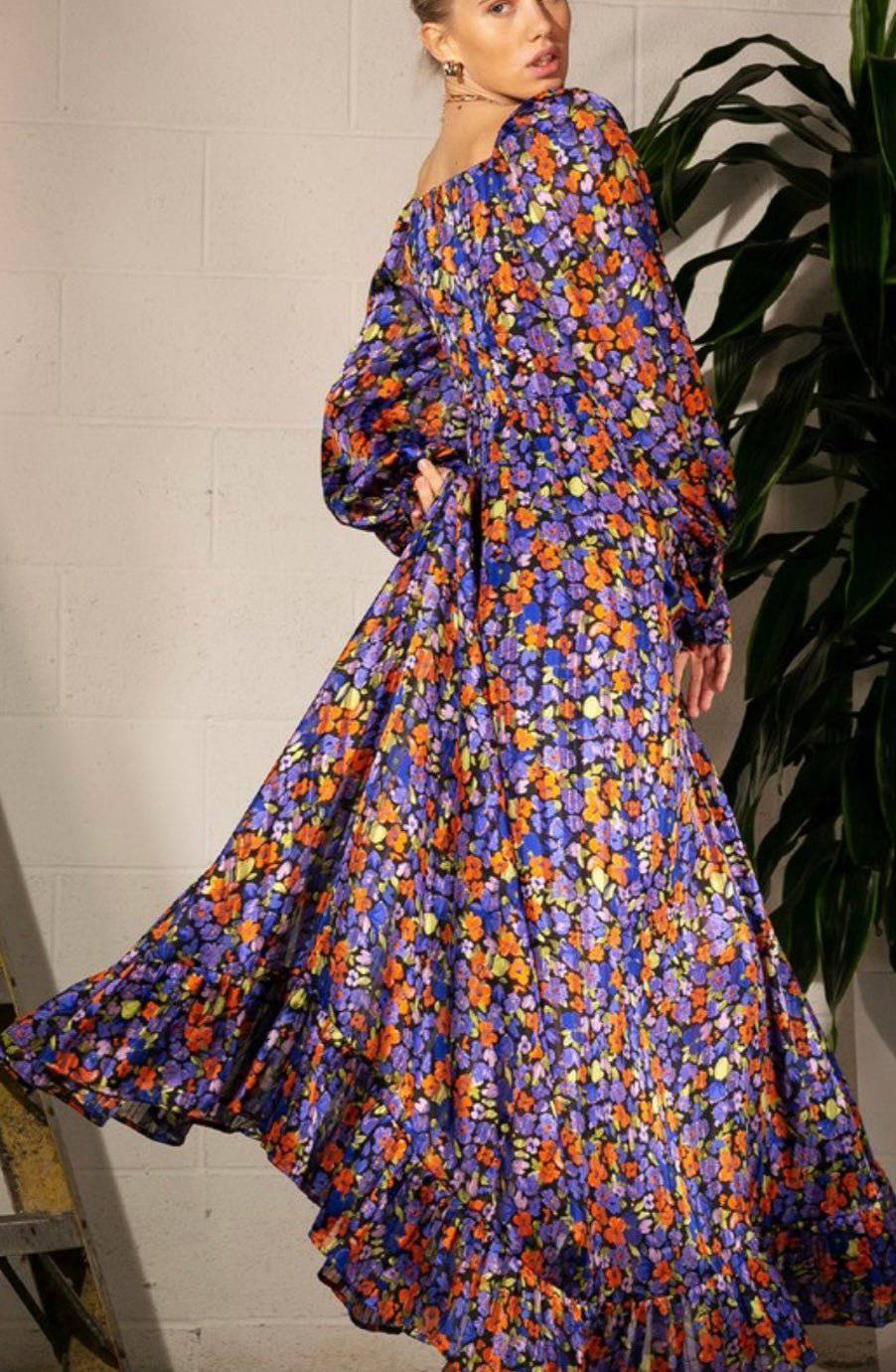 Blooming Goddess, Eye-catching Floral Pattern, Open Front Twist Silhouette - Bella Boutique & Bellasbylola.com