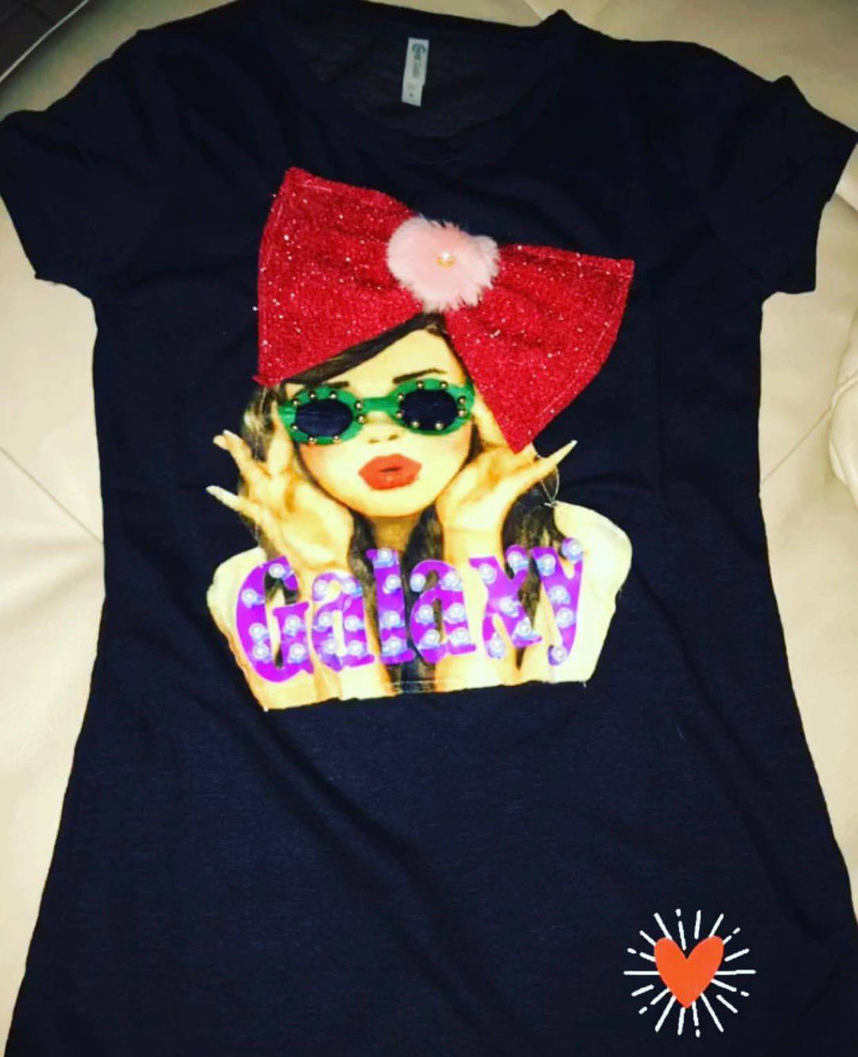 Doll Face Graphic T-shirt - Black - Runs Small - Bella Boutique & Bellasbylola.com