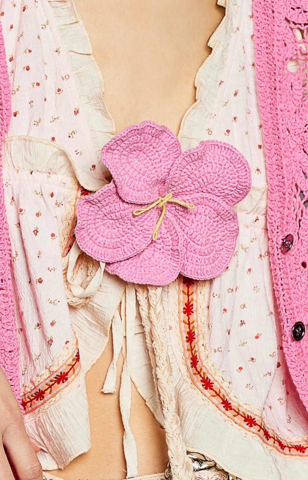 Crochet Flower Belt - Handcrafted Accessory - Bella Boutique & Bellasbylola.com