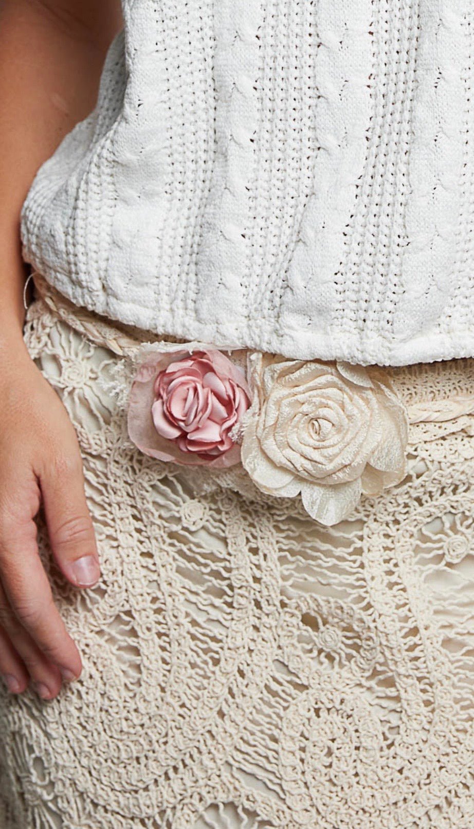 Hand made crochet flower belt - Bella Boutique & Bellasbylola.com