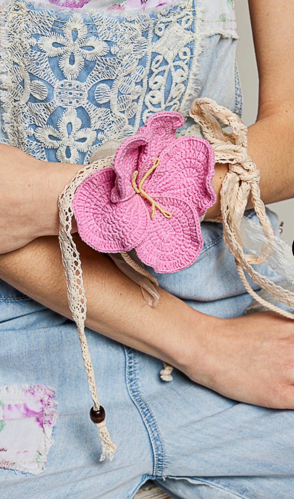Crochet Flower Belt - Handcrafted Accessory - Bella Boutique & Bellasbylola.com