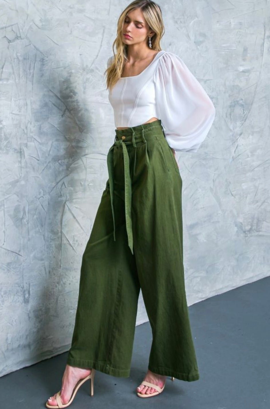 Hi - waisted Paperbag Wide Leg Denim - Brown - Bella Boutique & Bellasbylola.com