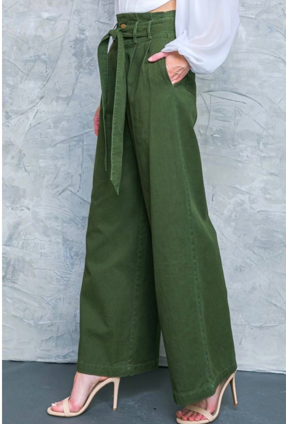 Hi - waisted Paperbag Wide Leg Denim - Brown - Bella Boutique & Bellasbylola.com