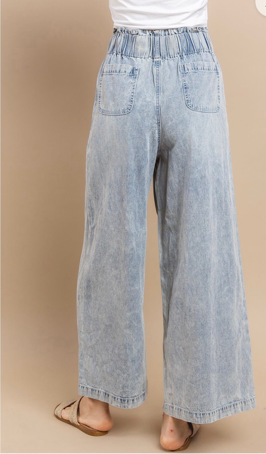 Soft Wide Leg High Waist Jeans - Bella Boutique & Bellasbylola.com