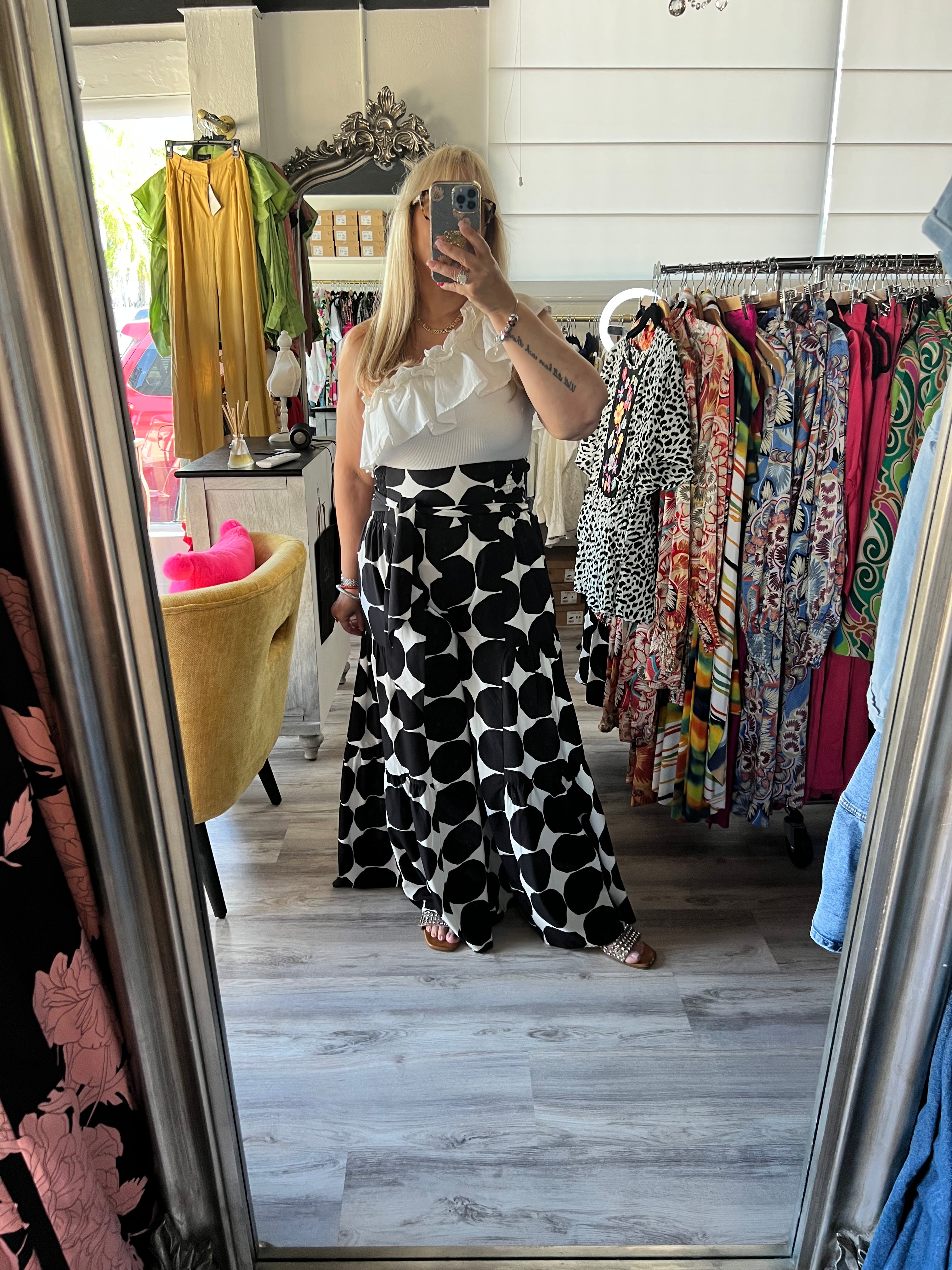 Faded Color Ruffle One Shoulder Top - True to Size Fit - Bella Boutique & Bellasbylola.com