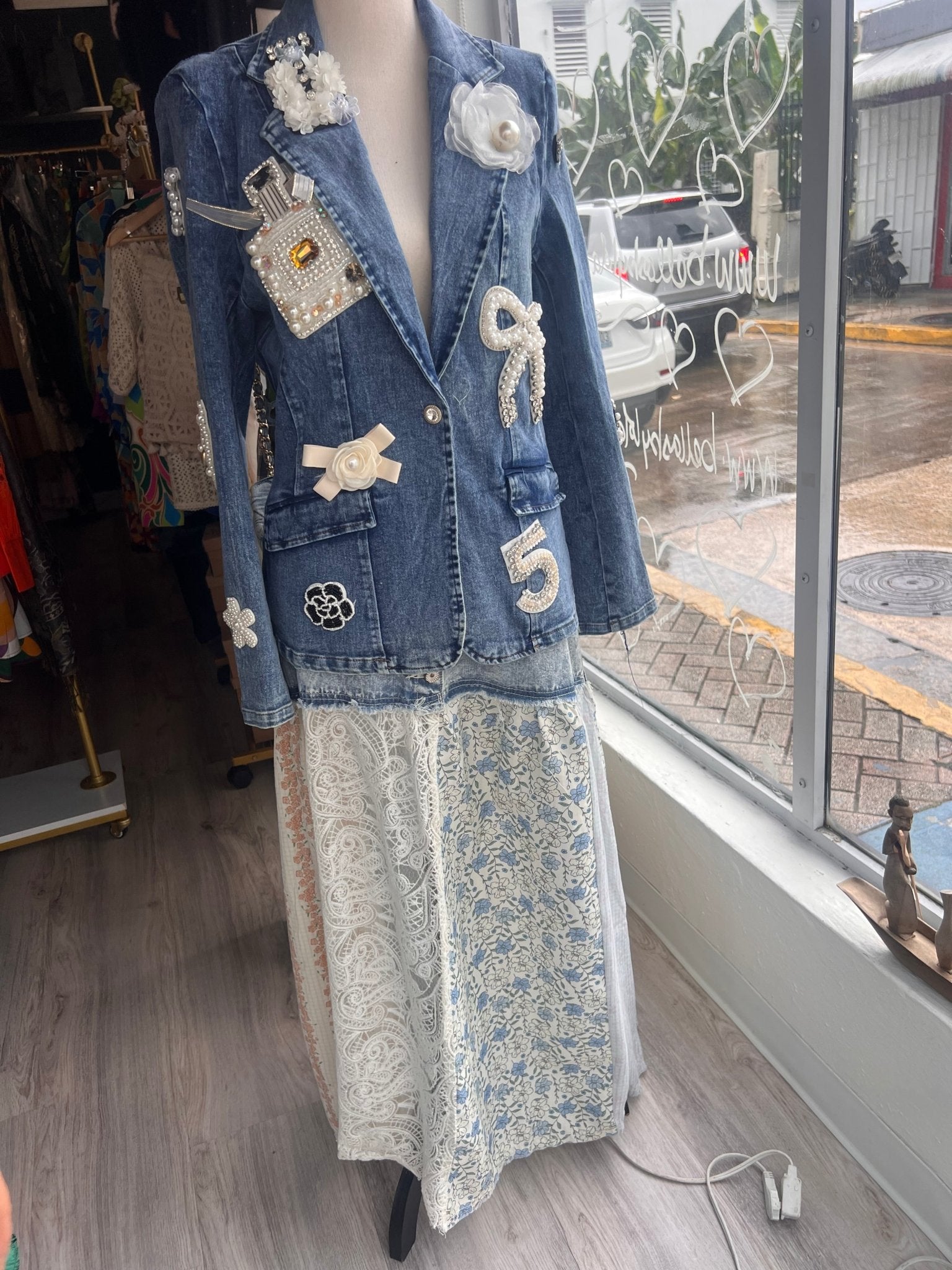 Like Channel Denim Blazer - True to size - Bella Boutique & Bellasbylola.com