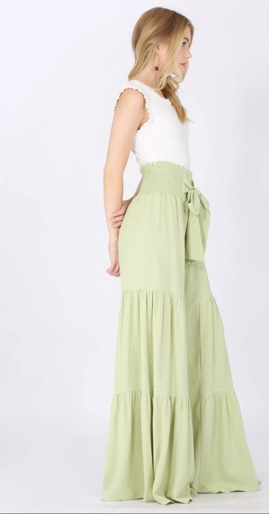 Luxurious Linen Boho Tie-Back Crop Top - Bella Boutique & Bellasbylola.com