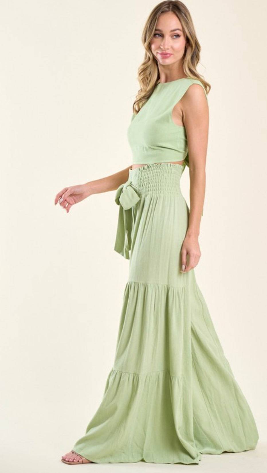 Luxurious Linen Boho Tie-Back Crop Top - Bella Boutique & Bellasbylola.com