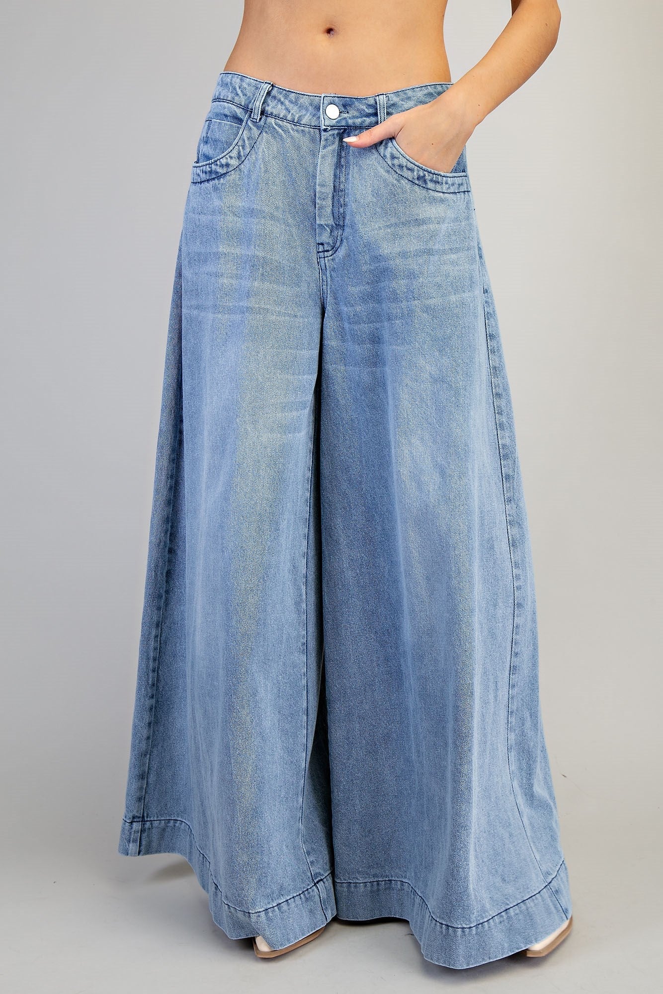 Mineral Washed Ultra Wide Leg Jeans - Bella & Bellasbylola.com