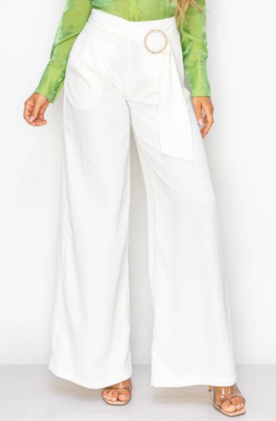 Circle Belted Wide Leg Pants in Off-White - True to Size - Bella Boutique & Bellasbylola.com