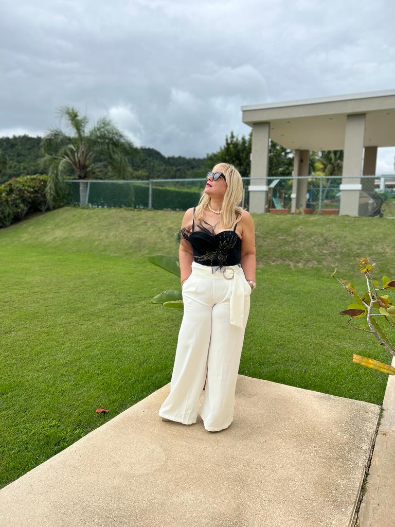 Circle Belted Wide Leg Pants in Off-White - True to Size - Bella Boutique & Bellasbylola.com