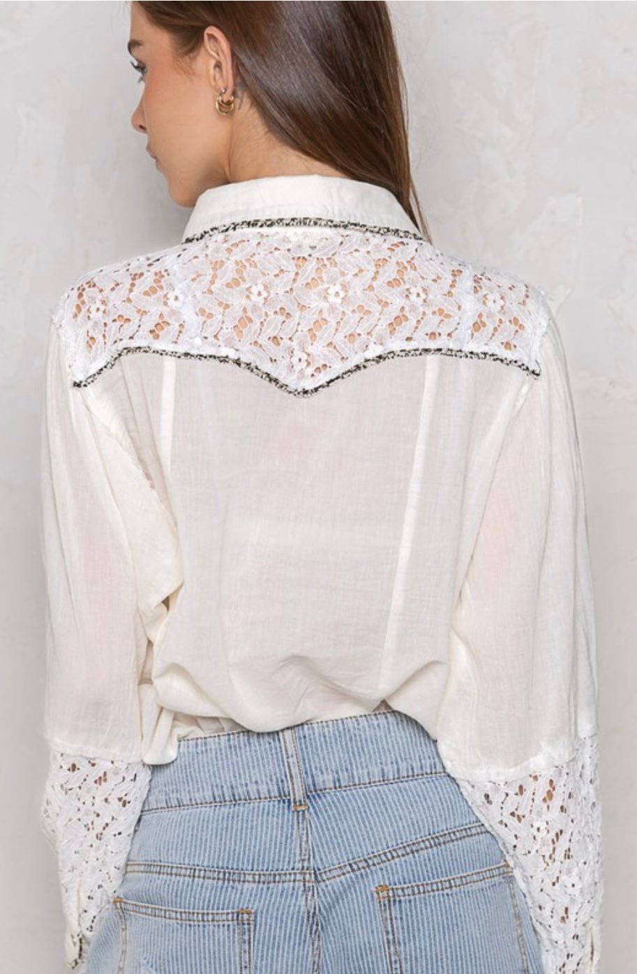 Premium Lace Blusón: Luxe Cotton-Nylon Blend with Tweed Trim - Bella Boutique & Bellasbylola.com