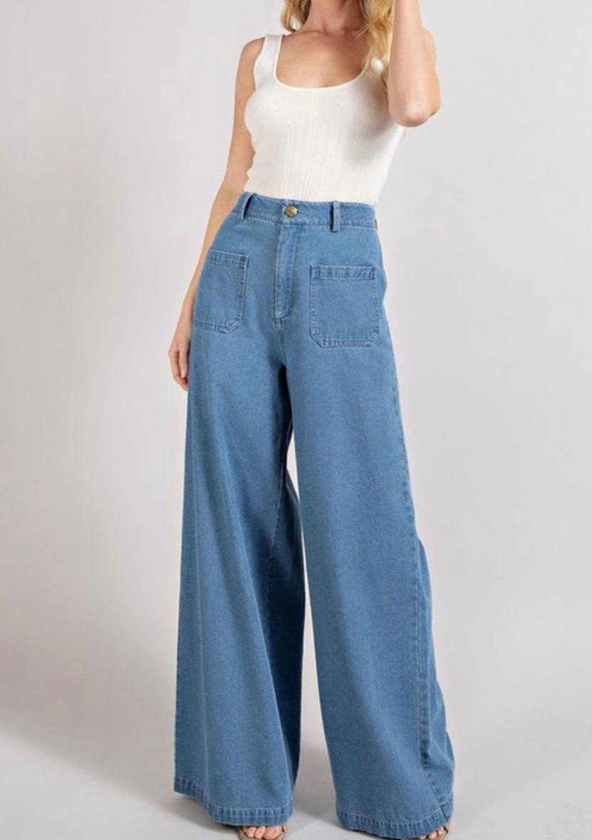 Timeless Chic: Retro Palazzo Jeans - Classic Style & Comfort - Bella Boutique & Bellasbylola.com