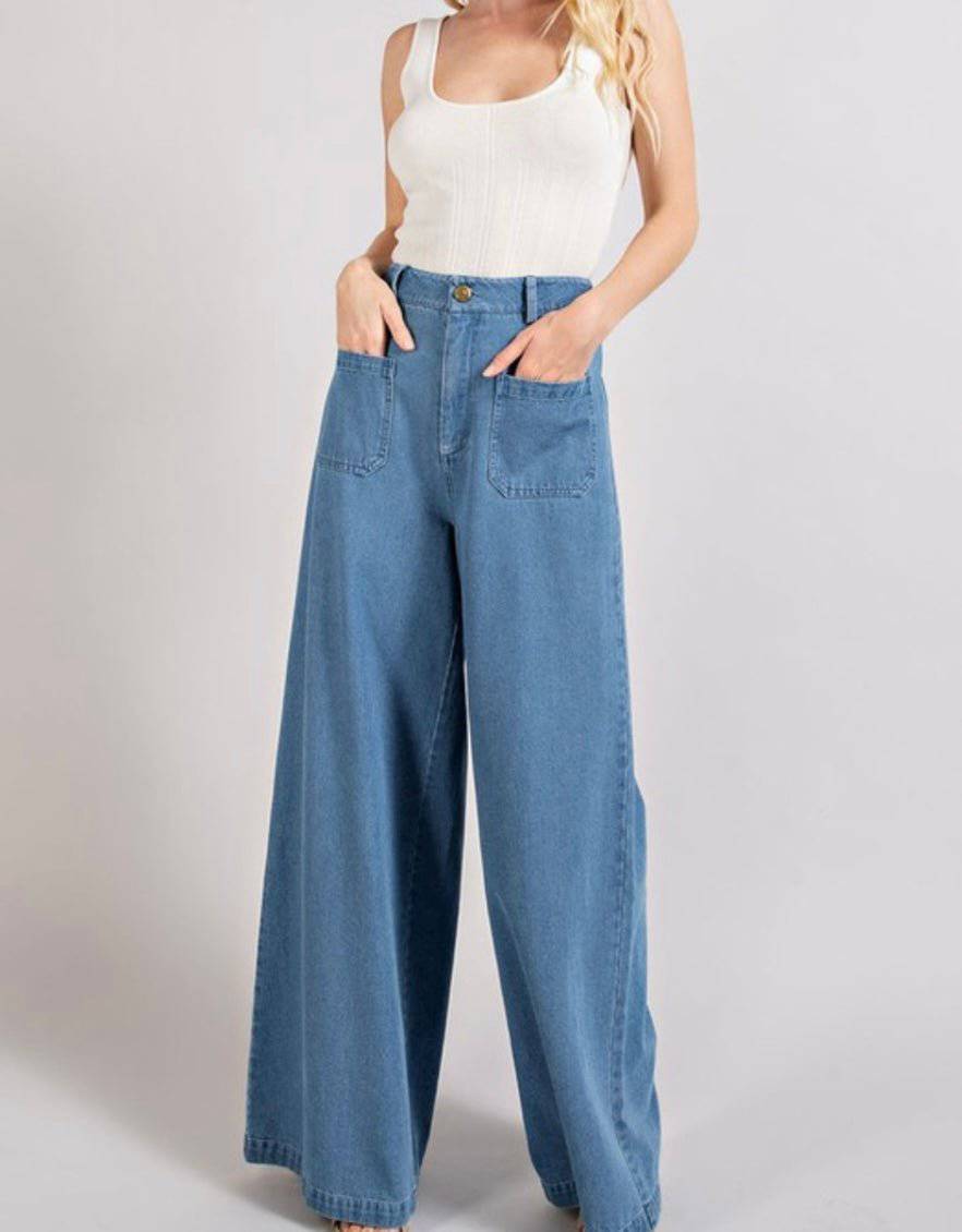 Timeless Chic: Retro Palazzo Jeans - Classic Style & Comfort - Bella Boutique & Bellasbylola.com