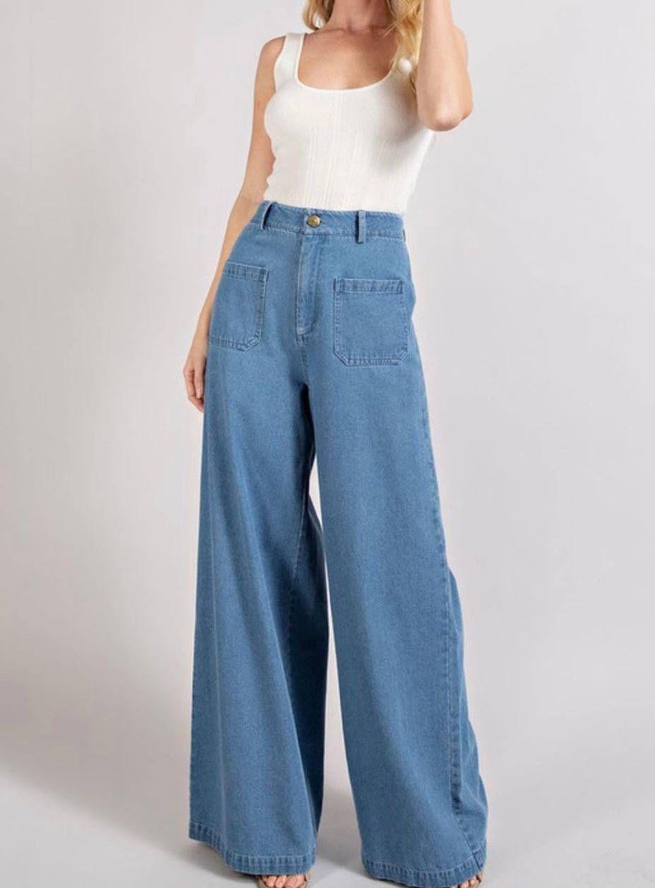 Timeless Chic: Retro Palazzo Jeans - Classic Style & Comfort - Bella Boutique & Bellasbylola.com