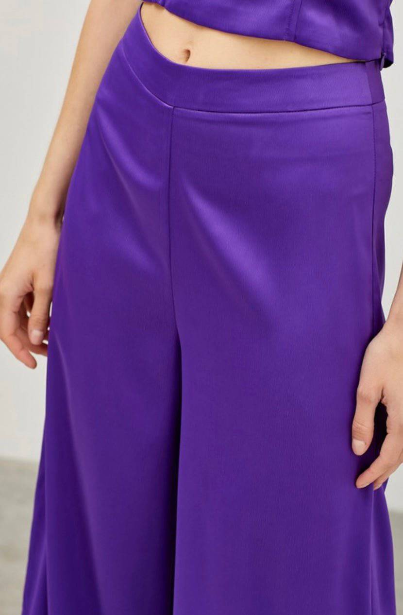 Sleek Purple Wide Leg Satin Pants - Bella Boutique & Bellasbylola.com