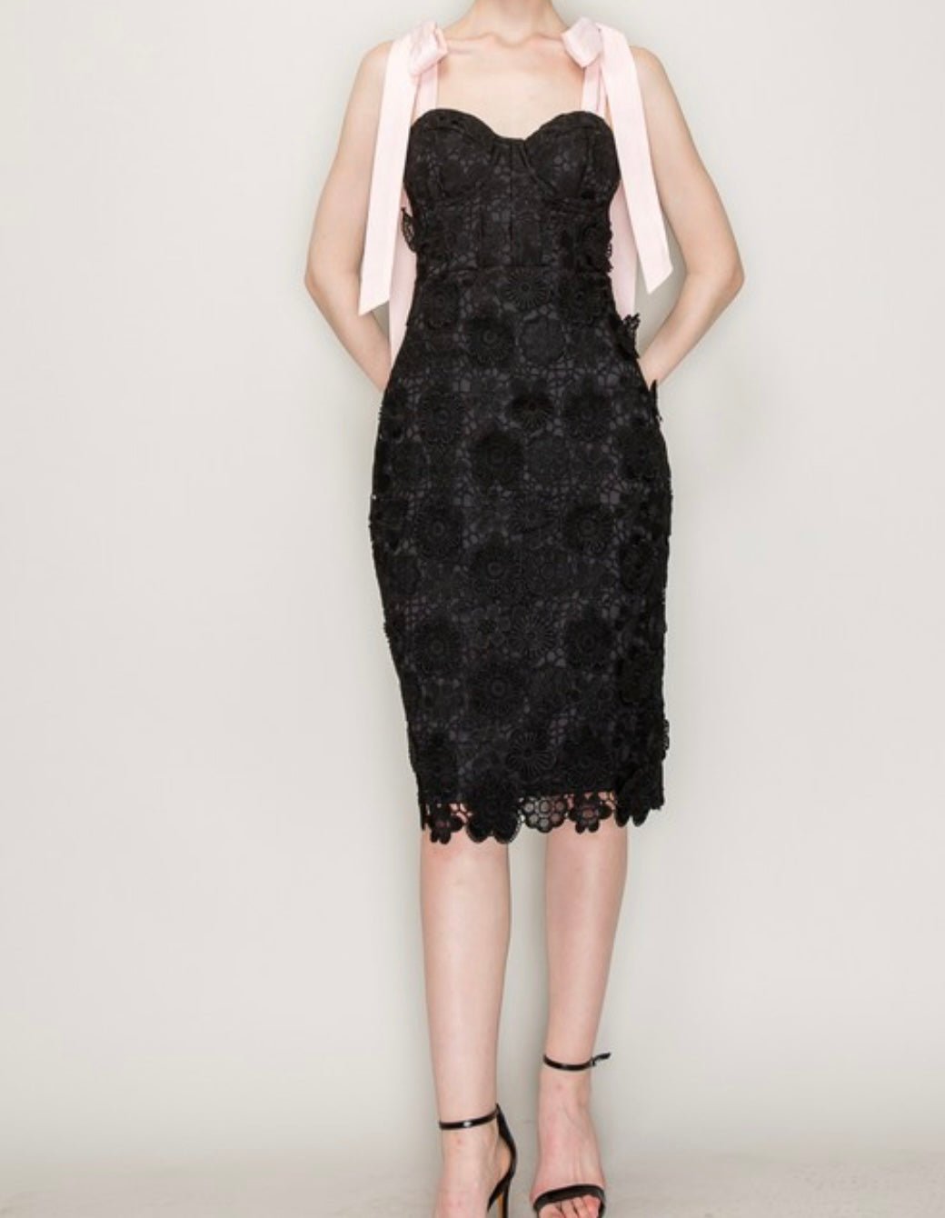 Shoulder Tie Sleeveless Floral Lace Midi Dress - New ✨ - Bella Boutique & Bellasbylola.com