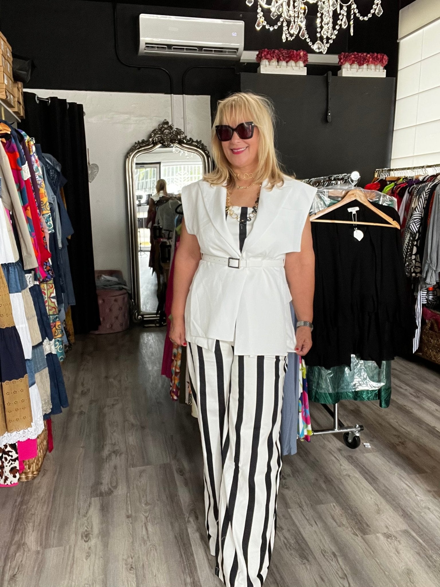 SLEEVELESS BELTED WAIST JACKET WHITE - Bella Boutique & Bellasbylola.com