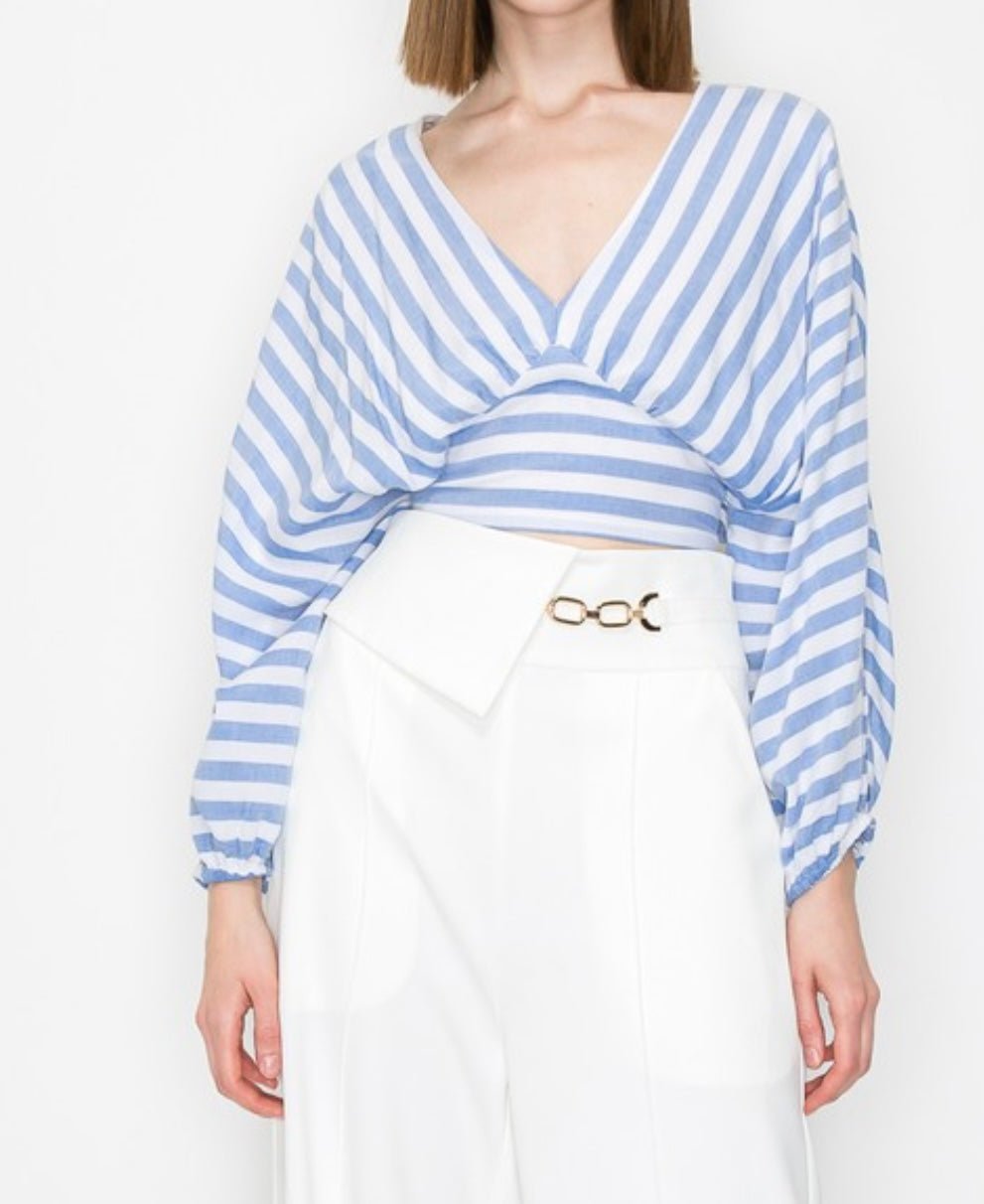 Comfy Oversized Collar Button Up Shirt - Effortless Style in 100% Cotton Fabric - Bella Boutique & Bellasbylola.com